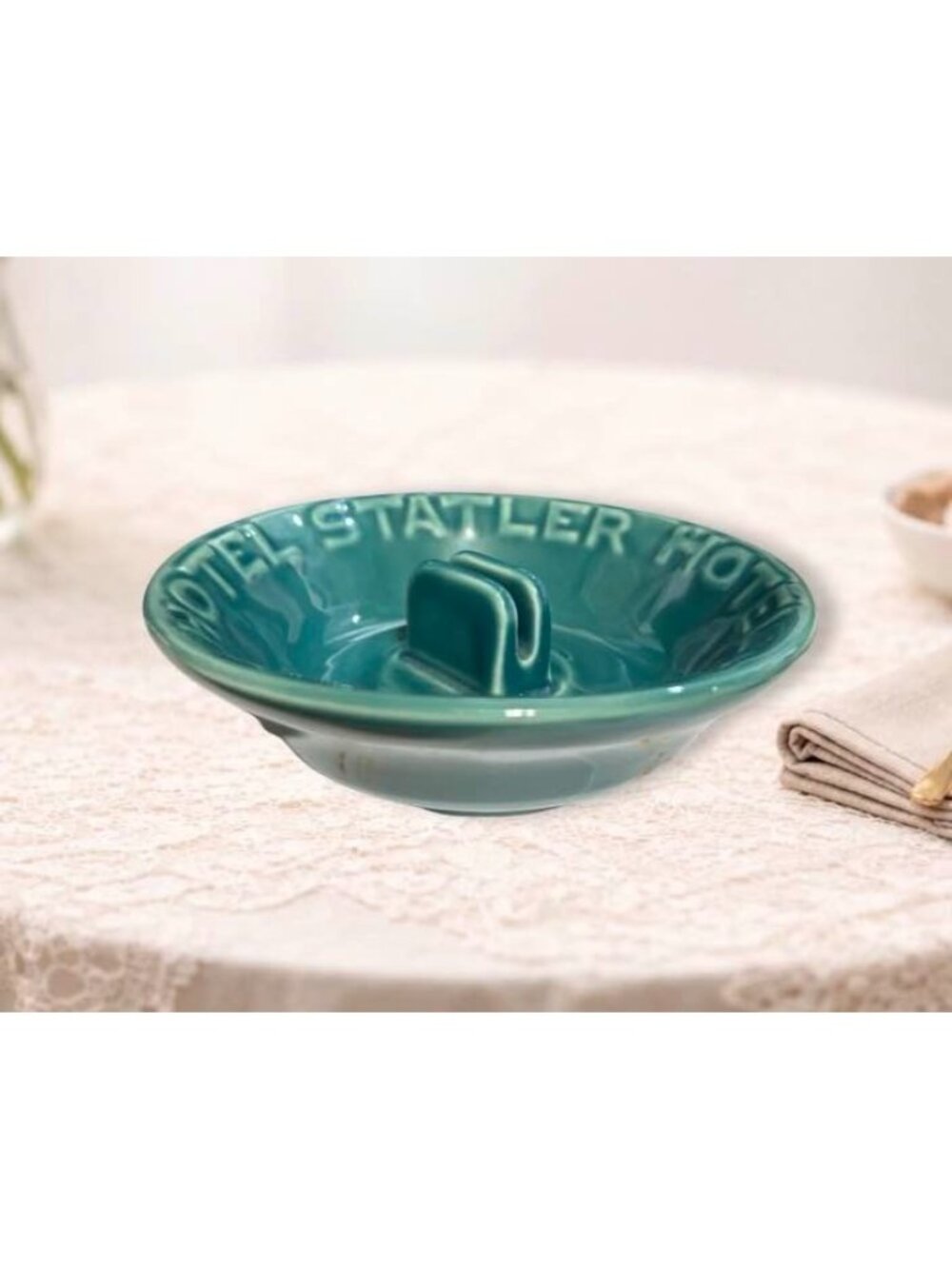 Hotel Statler New York 1949-1954 Mid Century Teal Green Ashtray Matchbook Holder - Picture 2 of 5